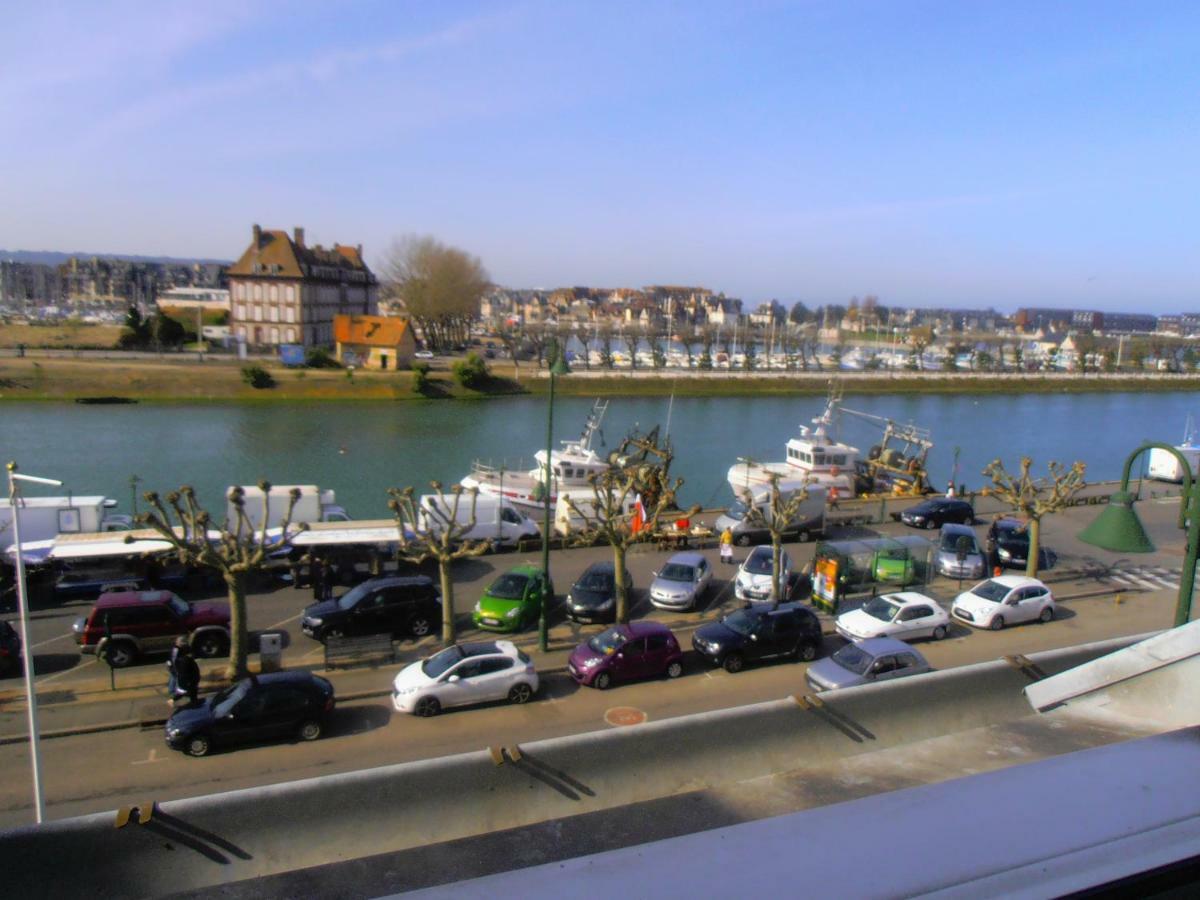 Au 112 Bis Apartment Trouville-sur-Mer Exterior photo